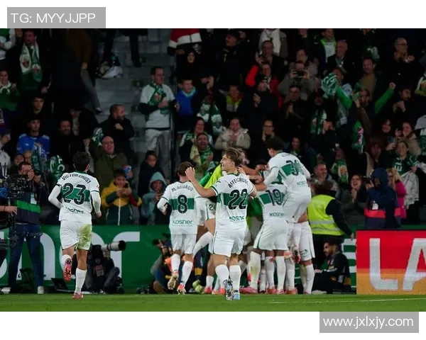 西甲联赛精彩对决赫伊森进球助埃尔切主场逼平皇马