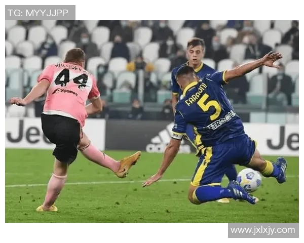 意甲激战博洛尼亚迎战克雷莫纳双方争夺三分的精彩对决